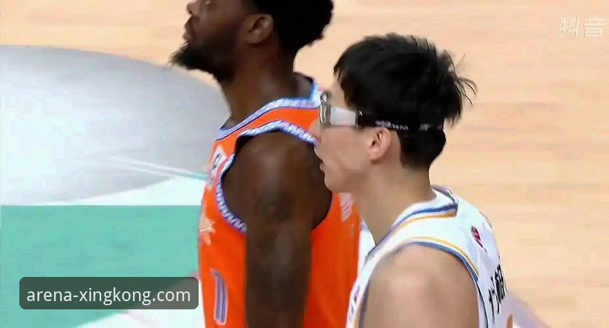 揭秘CBA爆冷夜：皮特森38分神迹背后，北京队连胜终结的深层逻辑